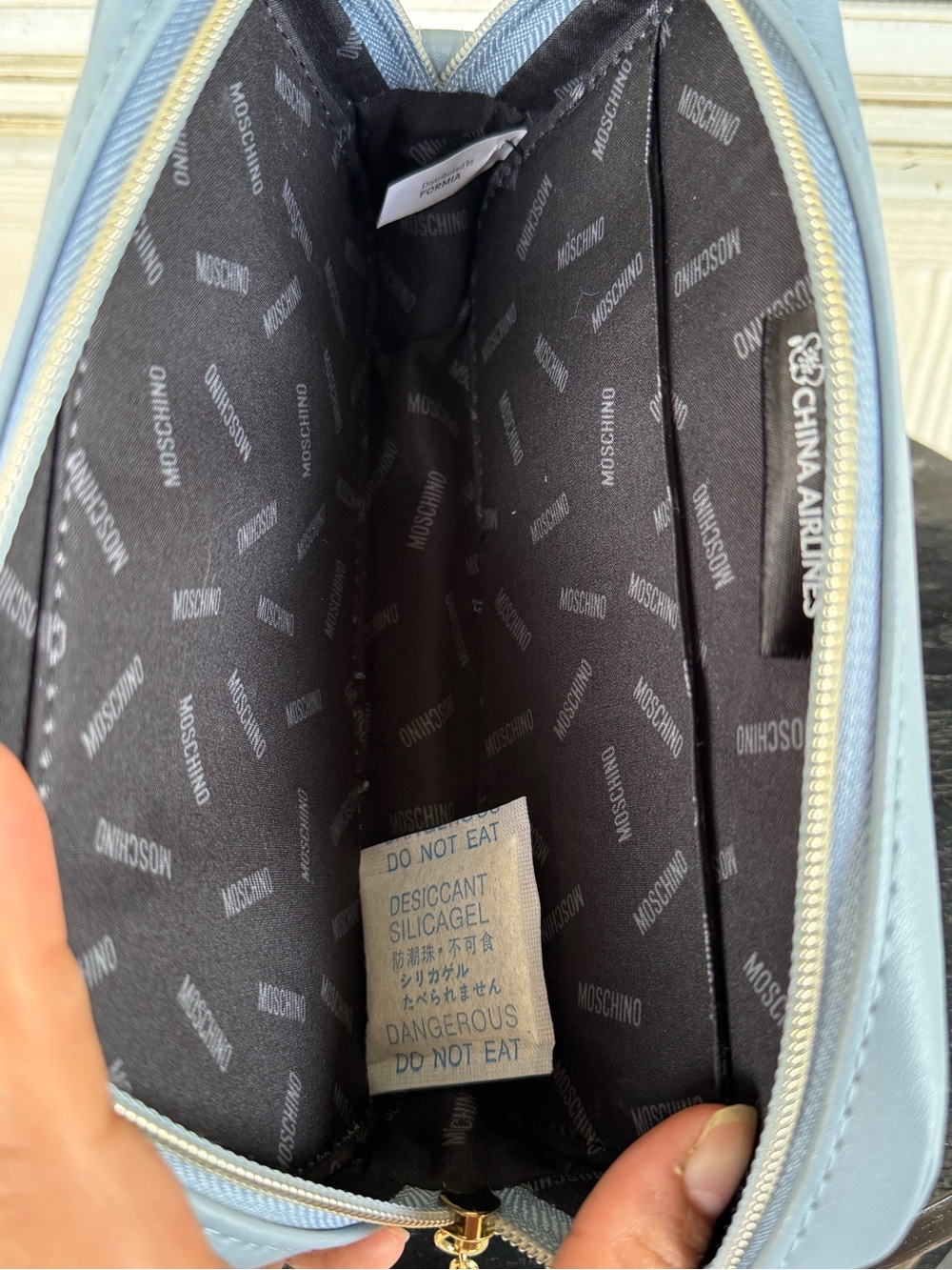 Moschino Sky Blue Leather Wristlet with Gold Logo - Picture 4 of 5